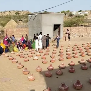 Clay Water Pots to help keep water cool in Pakistan